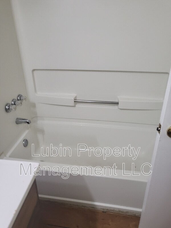 Foto del edificio - 2527 Calvert Ave