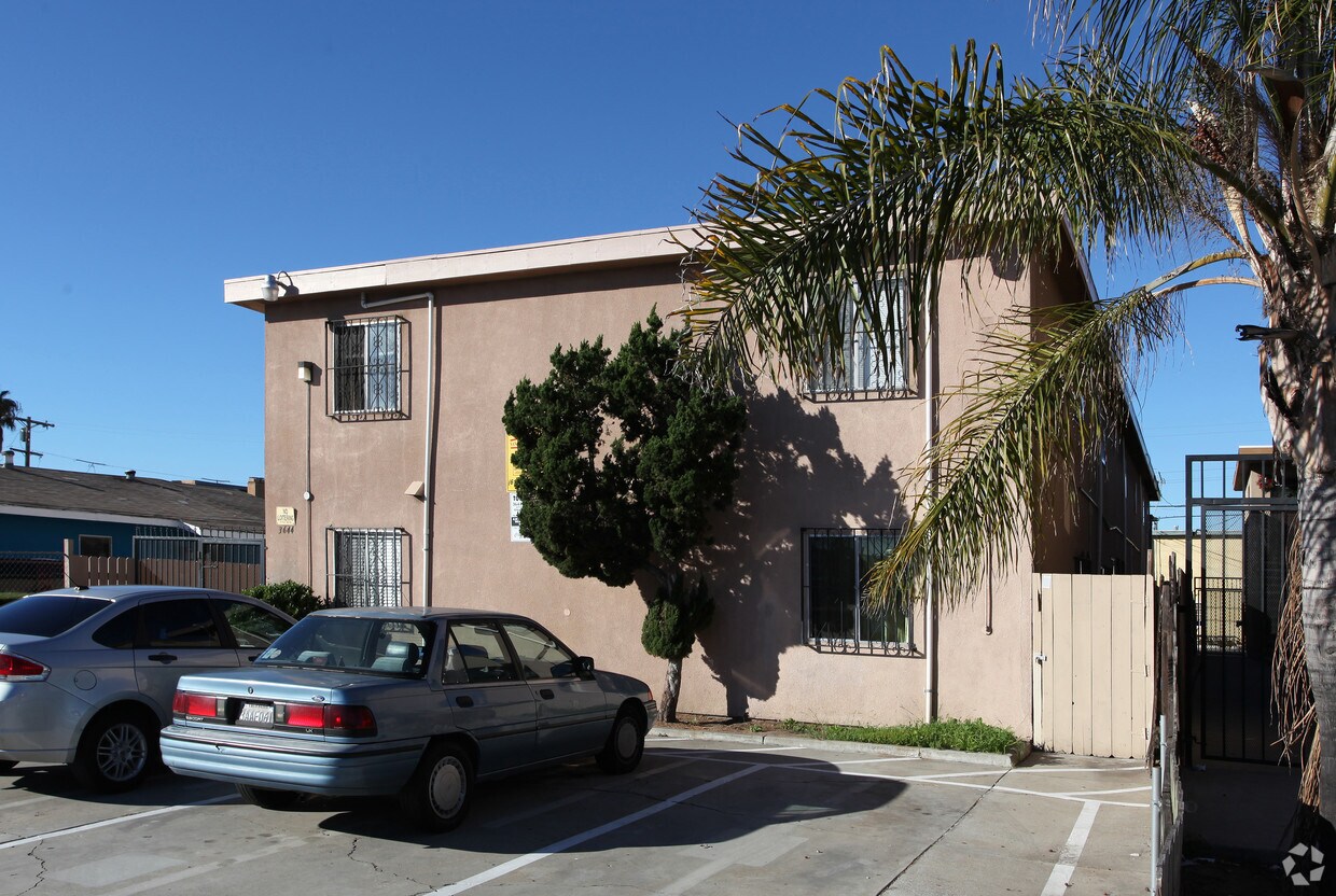 Building Photo - 3644 43rd St