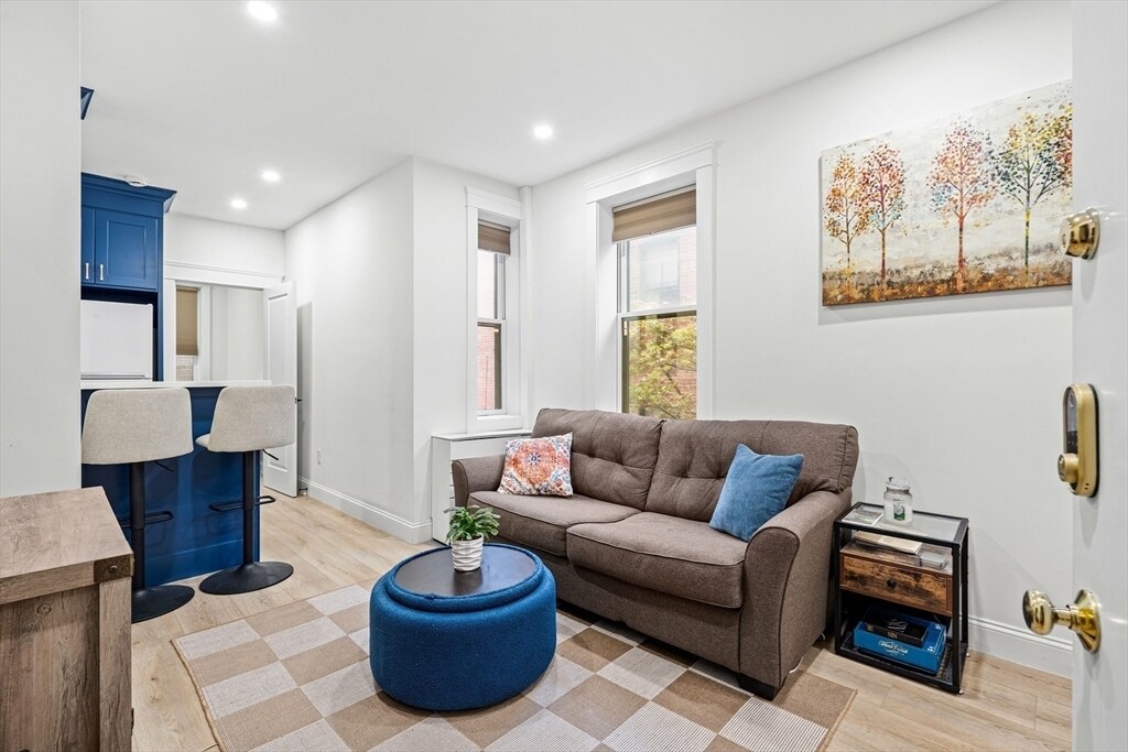 Foto principal - 31 Irving St