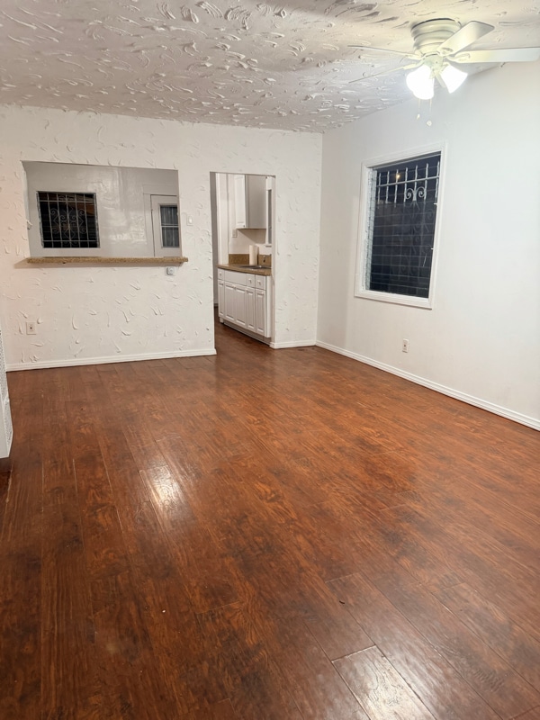 Foto del edificio - 1771 E 83rd St