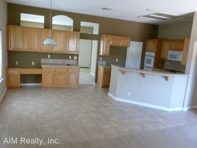 Foto del edificio - 4 br, 2 bath House - 1900 MCKINLEY STREET
