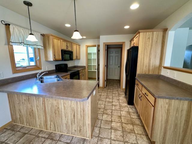 Building Photo - 2 bedroom in Billings MT 59102