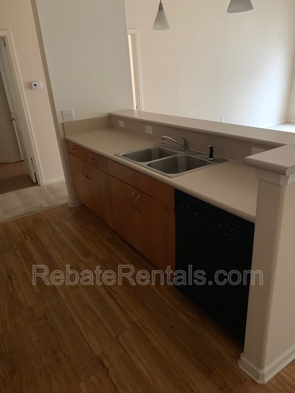 Foto del edificio - 8290 Gate Pkwy W