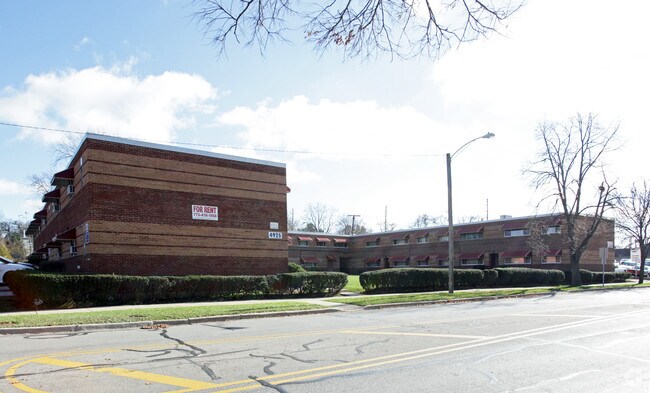 Foto del edificio - 4925 Fairview Ave