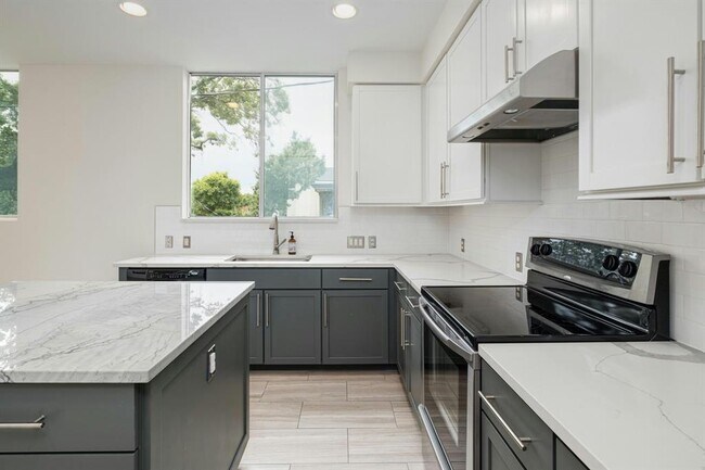 Foto del edificio - 1314 Norwalk Ln