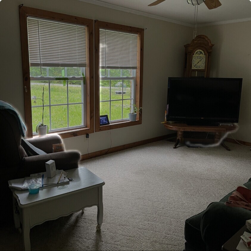 sala de estar compartida - 1912 Barkley Rd