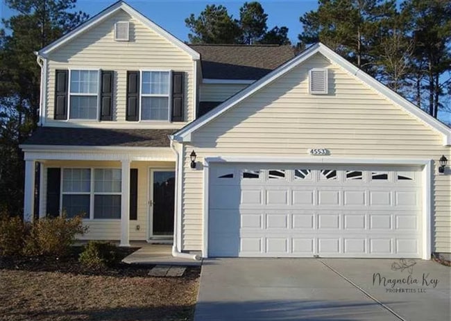 Building Photo - 4553 Farm Lake Dr