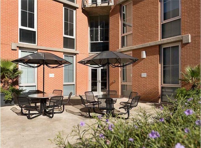 Foto del edificio - 202 1/2 Lavaca St