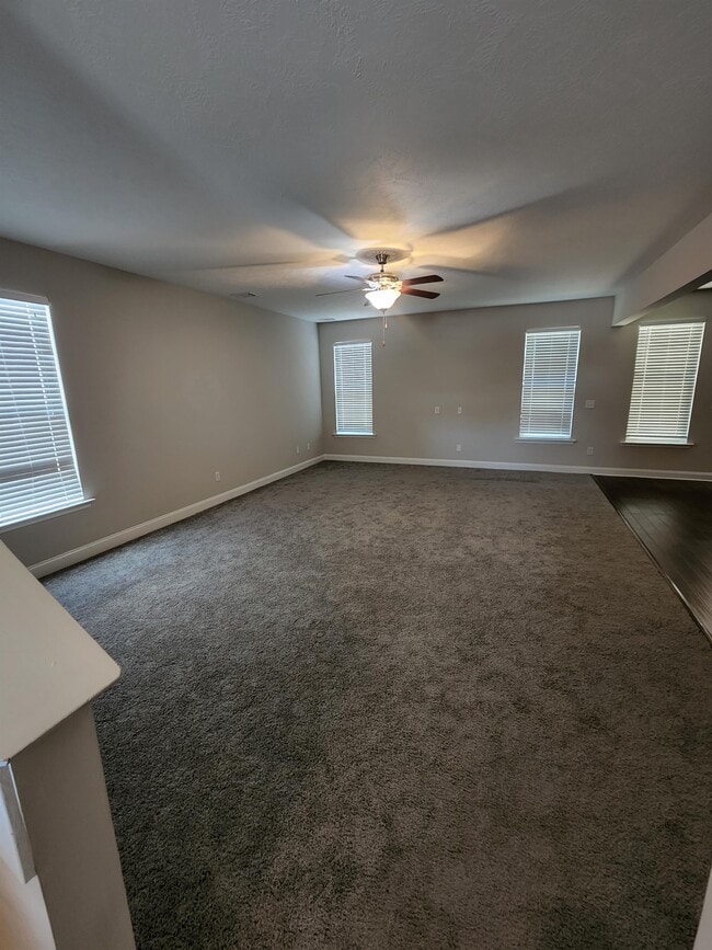 Foto del edificio - 3075 Margot Ln