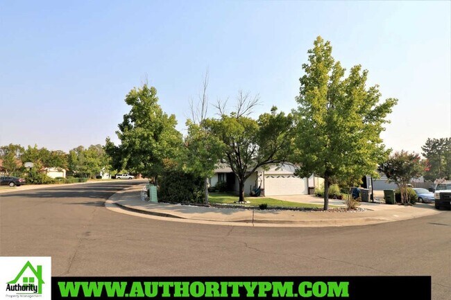 839 Wild Goose Ct. East Redding, Near Bou... - 839 Wild Goose Ct.  East Redding, Near Bou...