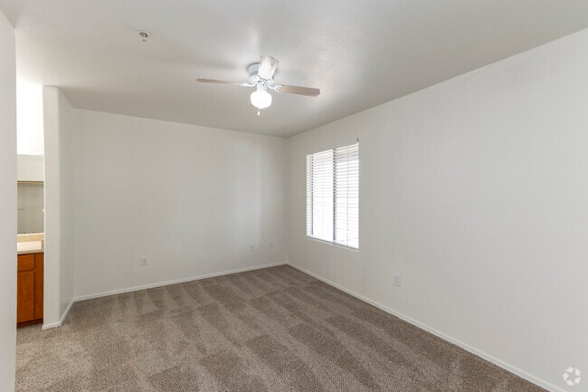 3BR, 3BA - 1,130SF - Primary Bedroom - Bradshaw Vista
