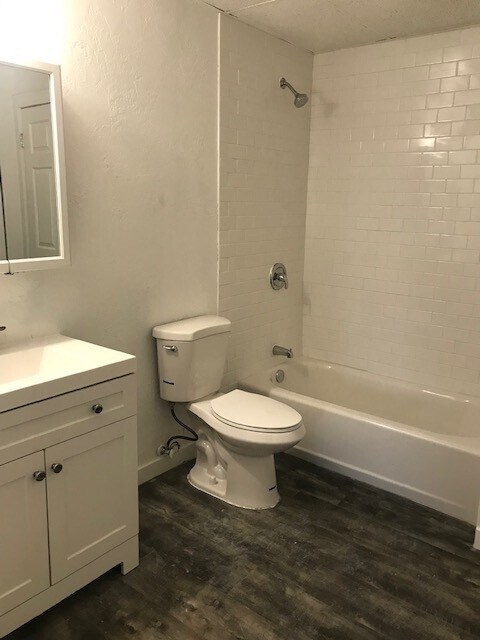 Foto del edificio - 563 W 24th St