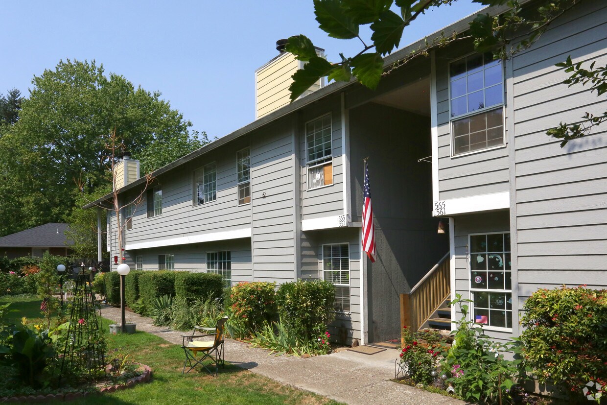 Building Photo - 503 N Knott St