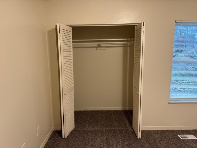 Building Photo - 2023 Belle Terra Rd