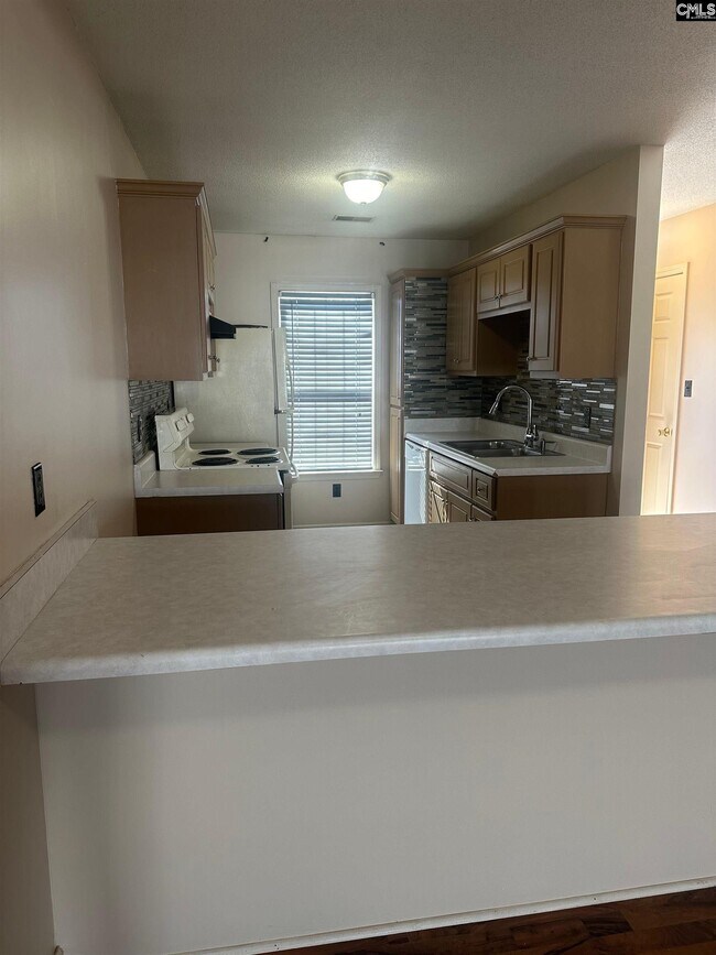 Foto del edificio - 113 Elkhorn Ln
