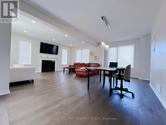 Building Photo - 200 Douglas Fir St