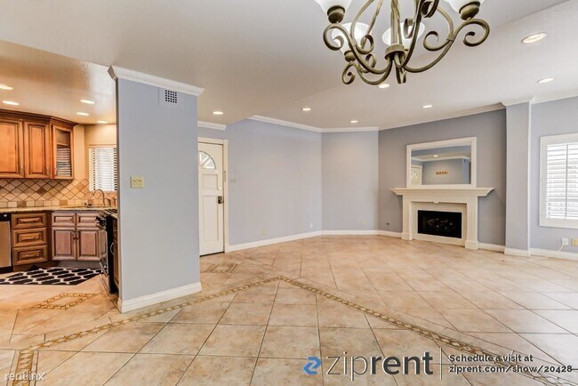 Foto del edificio - 2 br, 1.5 bath Condo - 601 North Kenwood S...