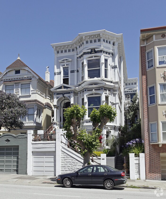 Primary Photo - 1976 California St