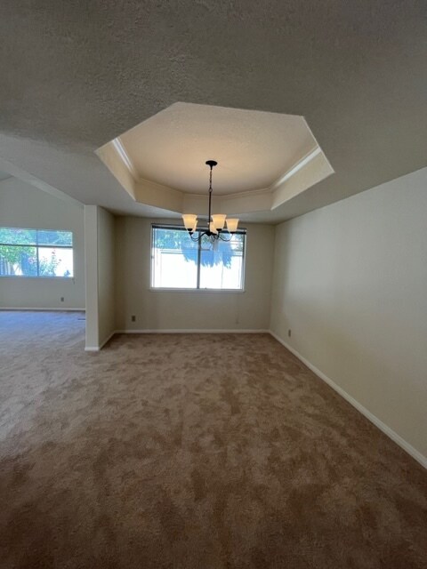 Dining room - 2419 Clark Ln