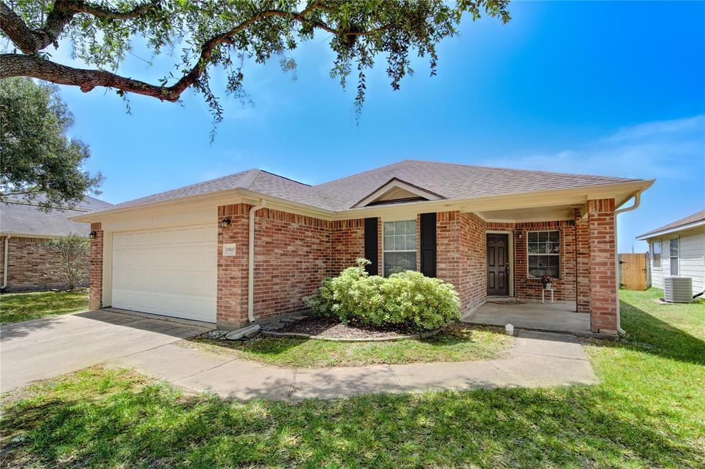 Foto principal - 19815 Byron Meadows Dr