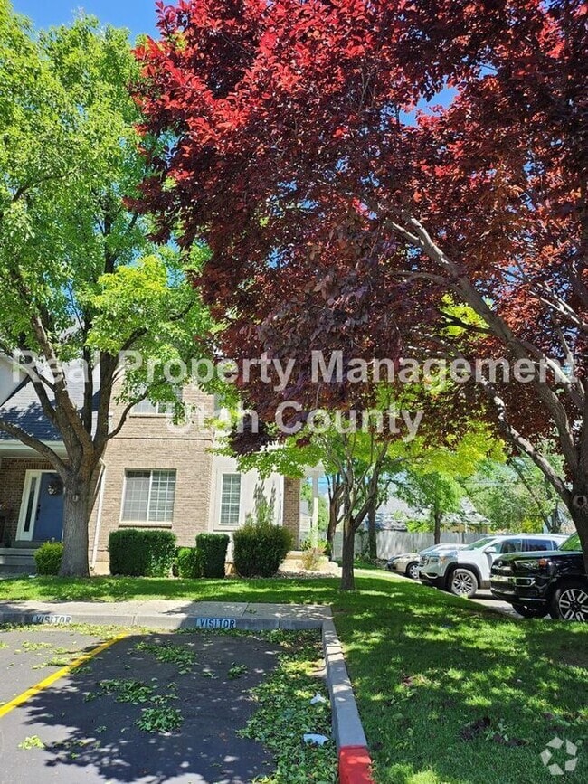 Building Photo - 42 W 680 N