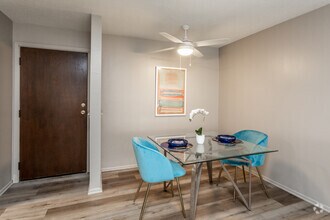 2BR, 1BA - 850 SF - Imperial Grand Prix