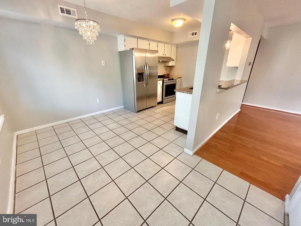 Primary Photo - 313 Gregorys Way