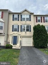 Building Photo - 203 Fox Trail