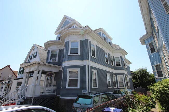 Foto del edificio - 14 Magnolia Sq