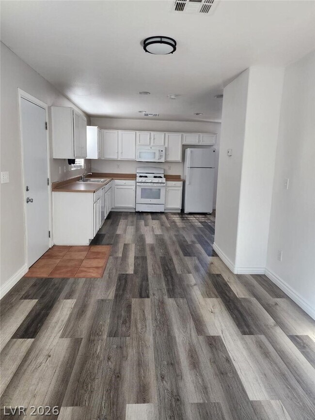 Foto del edificio - 5150 Starter Ave