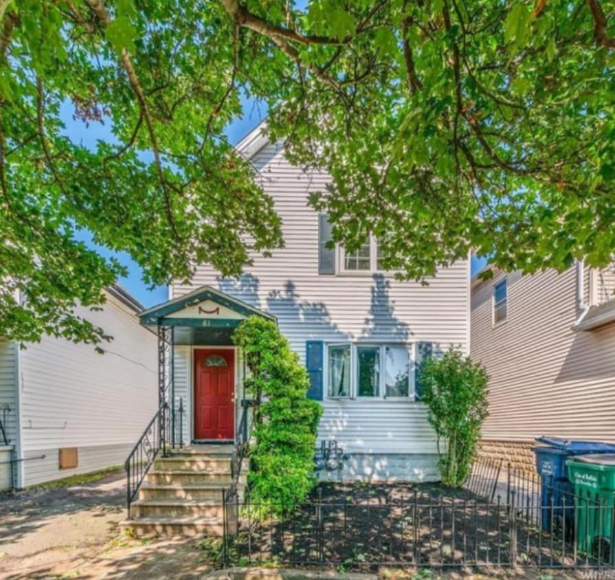 Primary Photo - 81 16th St