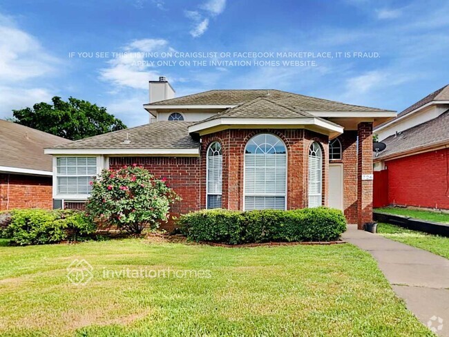 Building Photo - 726 W Willow Oak Dr
