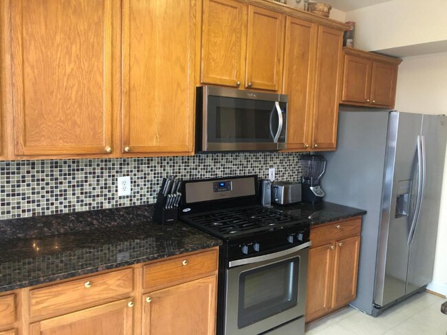 Foto del edificio - 12853 Murphy Grove Terrace