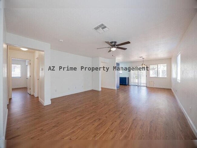 Foto del edificio - 17432 W Calavar Rd