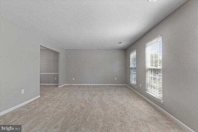 Building Photo - 12562 Cricket Ln