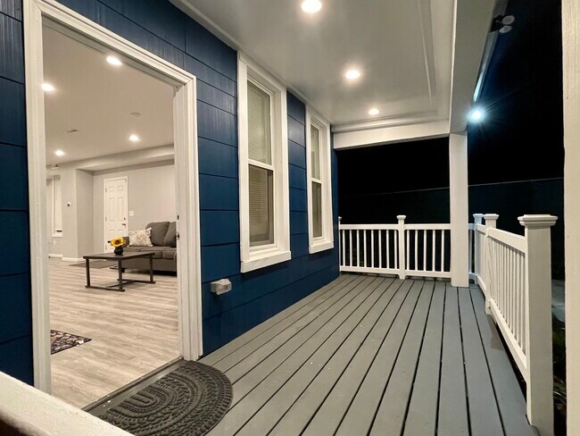 Foto del edificio - 1701 Spence St