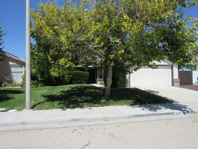 Foto del edificio - West Lancaster Single Story Home