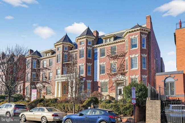 Foto del edificio - 2620 13th St NW