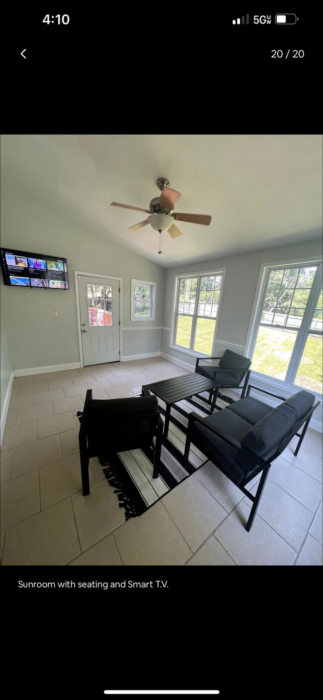 Foto del edificio - 8725 Burnt Umber Dr