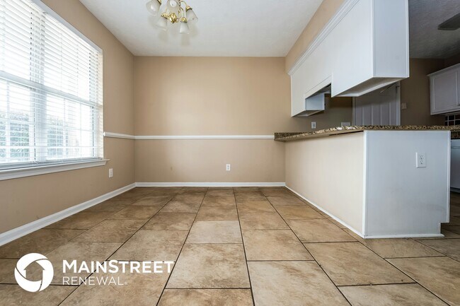 Foto del edificio - 11219 Knotty Pine Pl