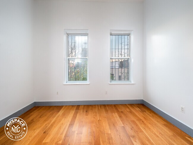 Building Photo - 1358 Dekalb Ave