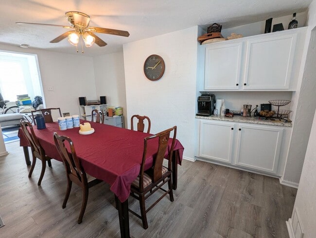 Photo - 118-120 S 25th St Townhome