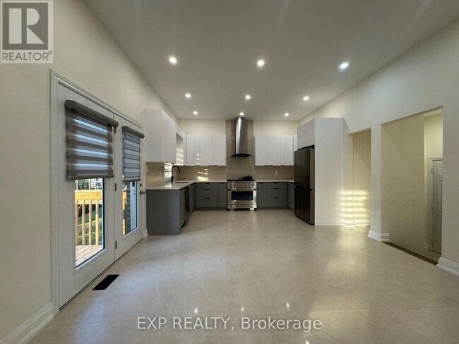 Building Photo - 60 Charles White Ct