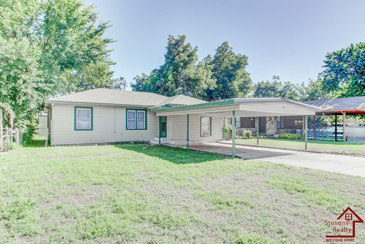 Foto principal - 1806 NW Lincoln Ave