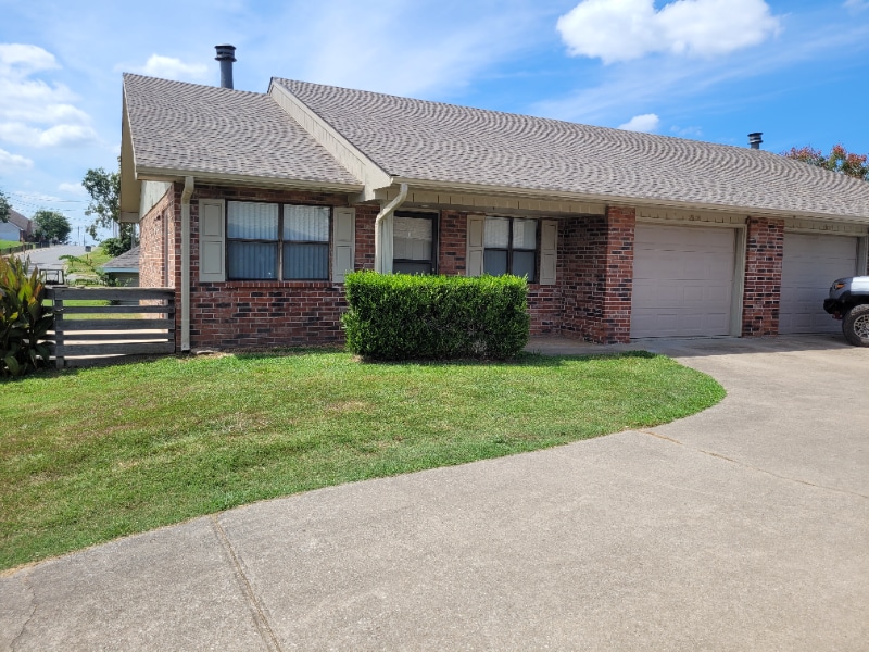 Photo - 2613 W Oak St (Rogers, AR)