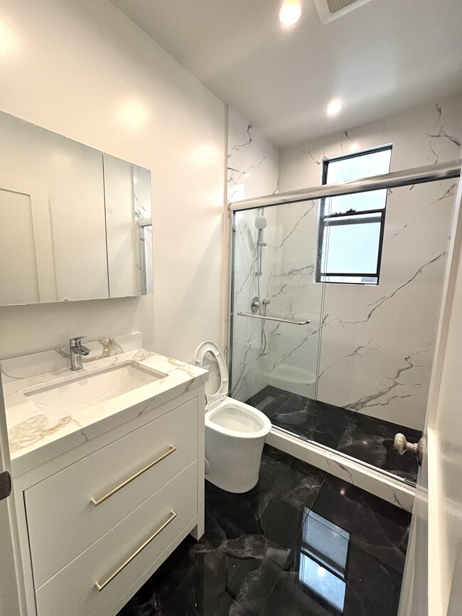 Foto del edificio - 131 Wetmore St