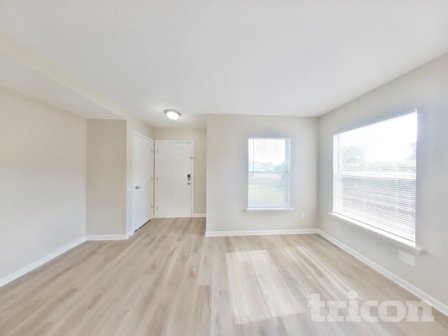 Foto del edificio - 76221 Long Pond Loop