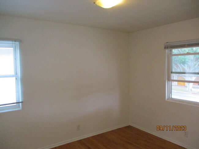 Foto del edificio - 4400 Overland Ave