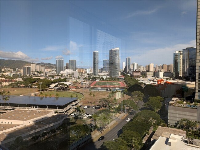 Foto del edificio - 909 Kapiolani Blvd