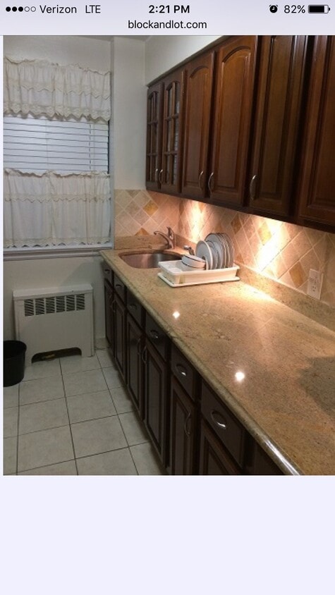 Foto principal - 2215 79th St